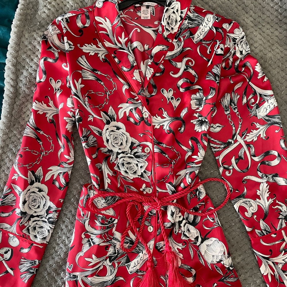 Victoria’s secret silk button down